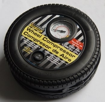Φορητό Inflator πλαστικό DC12V ελαστικών αυτοκινήτου αεροσυμπιεστών αυτοκινήτων μορφής ροδών