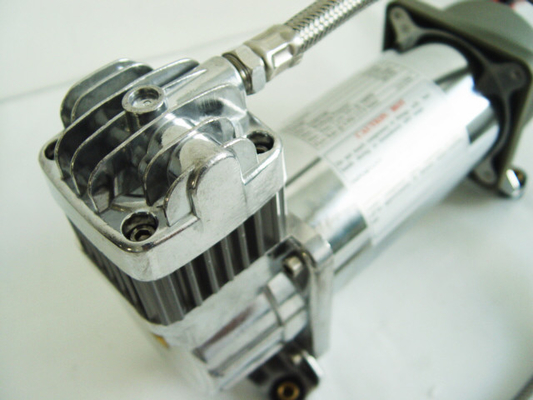Καλή τιμή. Συμπιεστής 150psi 2.18CFM, αεροσυμπιεστής αναστολής γύρου αέρα αερόσακων χρωμίου αυτοκινήτων 12v σε απευθείας σύνδεση